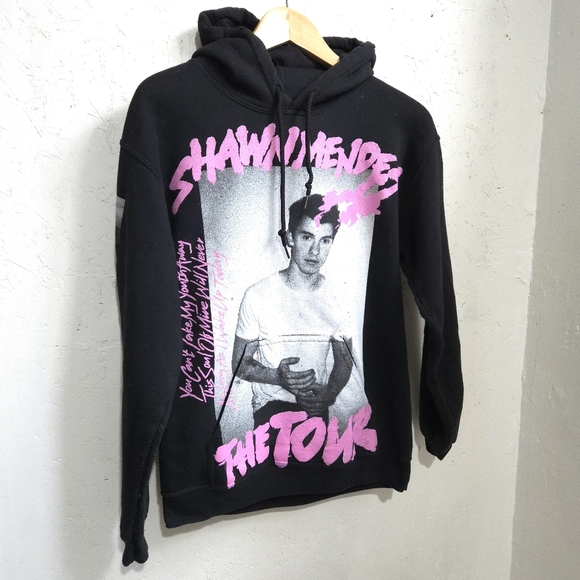 Shawn Mendes The Tour Black Graphic Hoodie - Picture 1 of 10